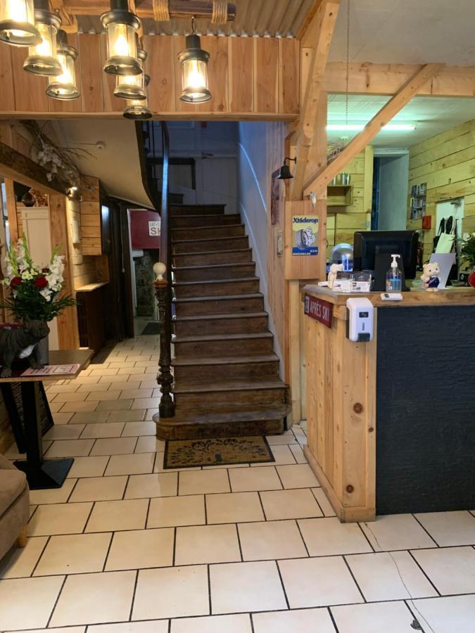 Le Pourquoi Pas Hotel La Bourboule Luaran gambar
