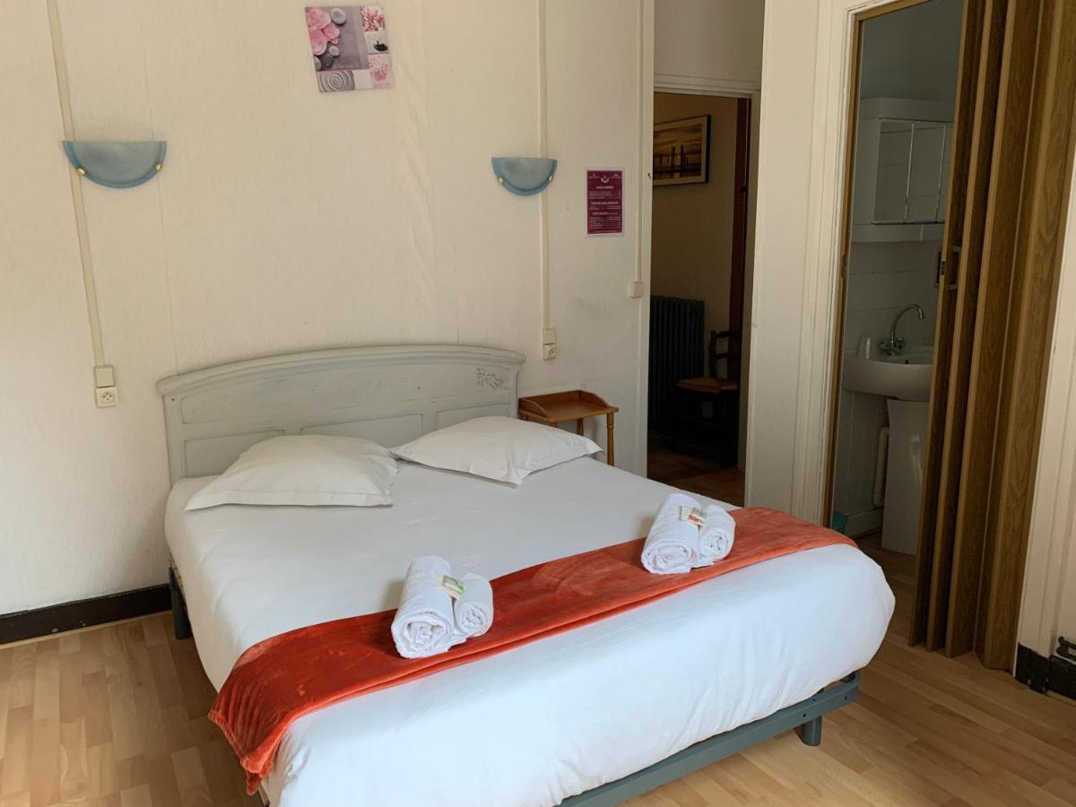 Le Pourquoi Pas Hotel La Bourboule Luaran gambar