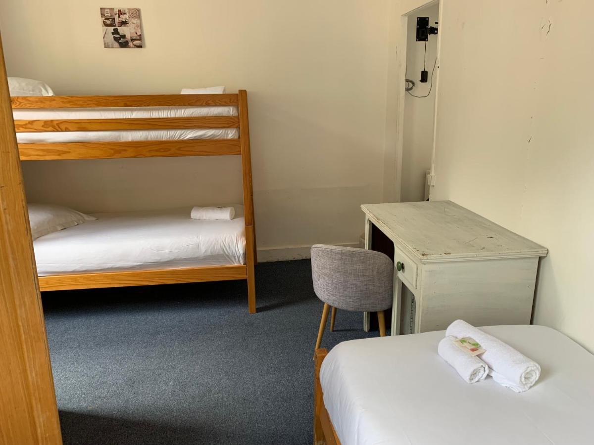 Le Pourquoi Pas Hotel La Bourboule Luaran gambar