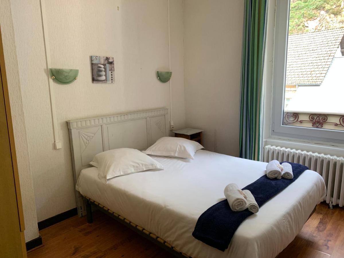 Le Pourquoi Pas Hotel La Bourboule Luaran gambar